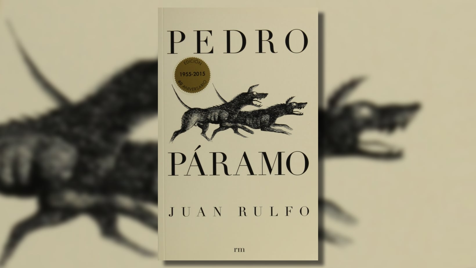 'Pedro Páramo', la obra cumbre de Juan Rulfo, enfoca la violencia, el caciquismo y la desolación del México rural posrevolución