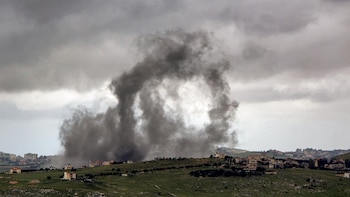 Mueren ocho personas, entre ellas dos niños, en bombardeos de Israel contra una autovía al sur de Beirut