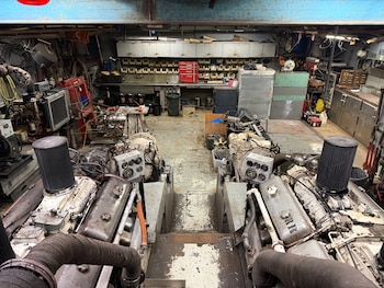 Zona de control técnica, mecánica y eléctrica del buque. Cortesía: Fabricio Quirós