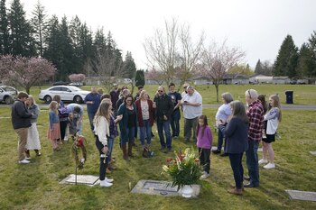 Los familiares y amigos de