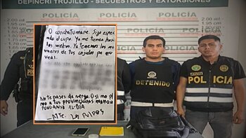 El docente hallaba constantemente notas