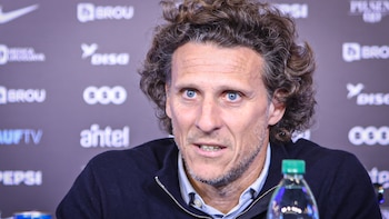 Forlán presentó su primera lista de convocados en Uruguay: el histórico que quedó afuera y la alarma que se encendió en Boca