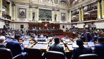 Comisión de Constitución del Senado retoma este martes el debate sobre las facultades legislativas