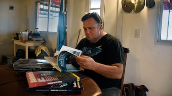 En su campo en Mercedes,