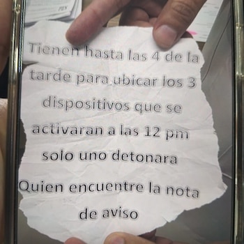 Más de mil 400 personas fueron desalojadas tras el hallazgo de una nota intimidatoria