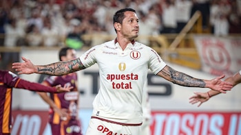 Gianluca Lapadula anotó su cuarto gol con Universitario desde su llegada al club.