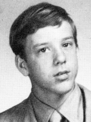 A los 19 años, Mickey