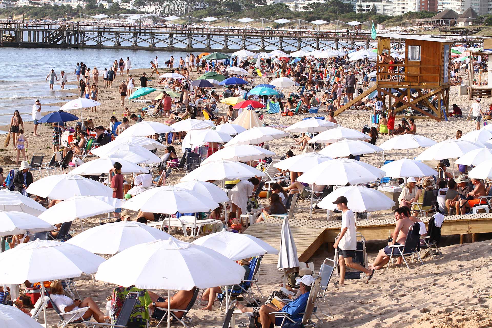 Ingresan casi 100 mil personas en cuatro días