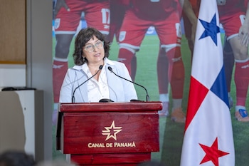 Izabela Matusz, embajadora de la Unión Europea en Panamá, afirmó que el Canal se ha convertido en un socio estratégico para proyectos de descarbonización marítima, corredores verdes y sostenibilidad hídrica. Cortesía de la ACP