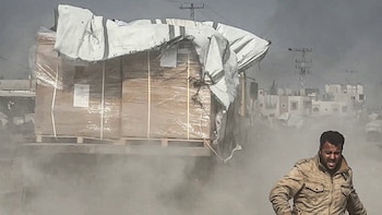 Las autoridades gazatíes culpan a Israel de limitar la entrada de ayuda hasta un 25% de lo previsto este mayo