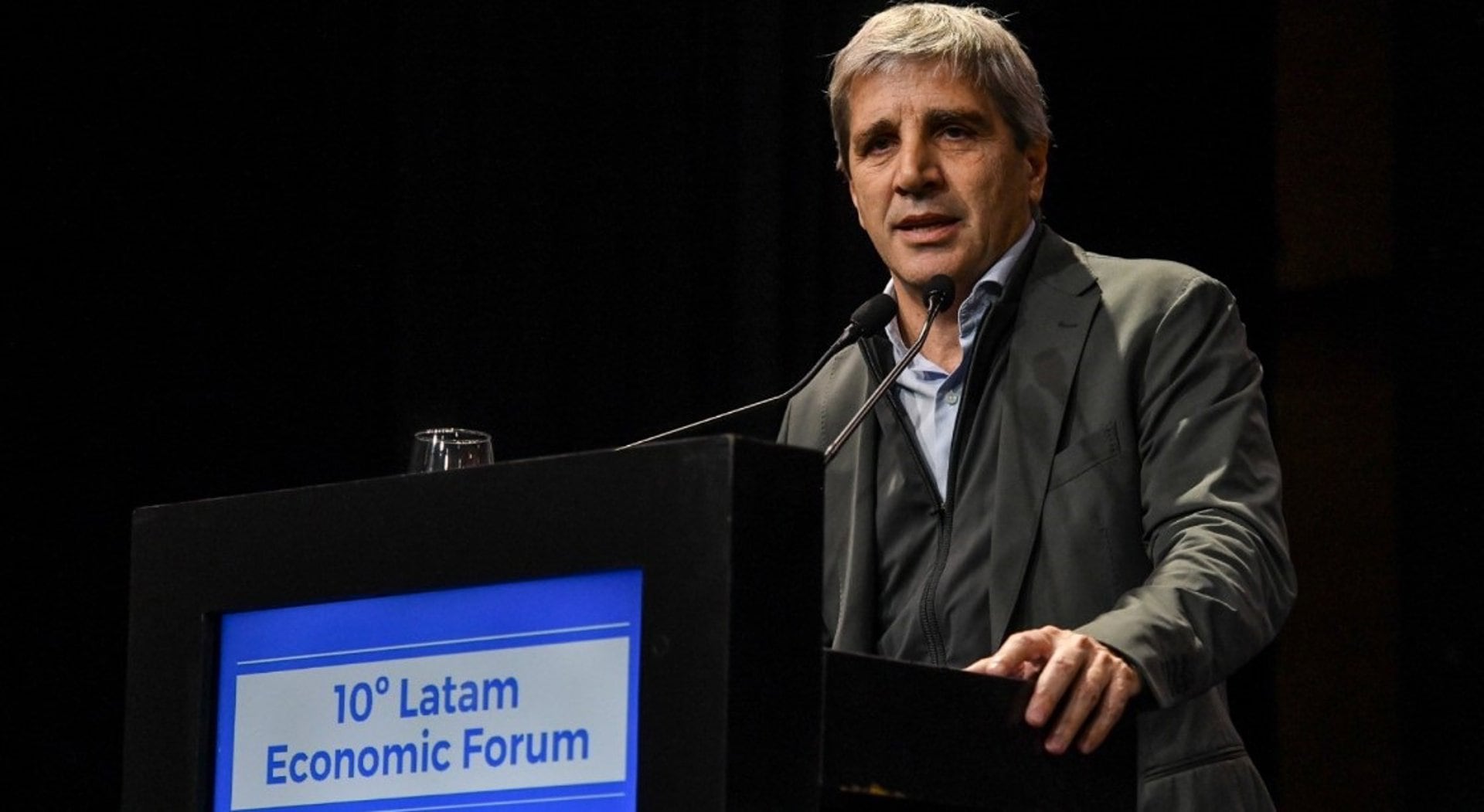 Caputo anunció que más de 1.800 kilómetros pasarán a operar sin subsidios y con inversión privada