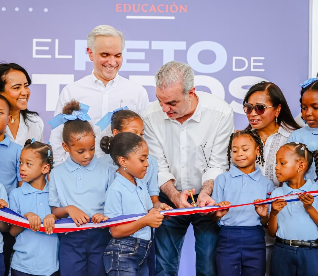 República Dominicana inició el nuevo ciclo escolar con más de 2.6 millones de alumnos en las aulas. (Foto cortesía Ministro de Educación)