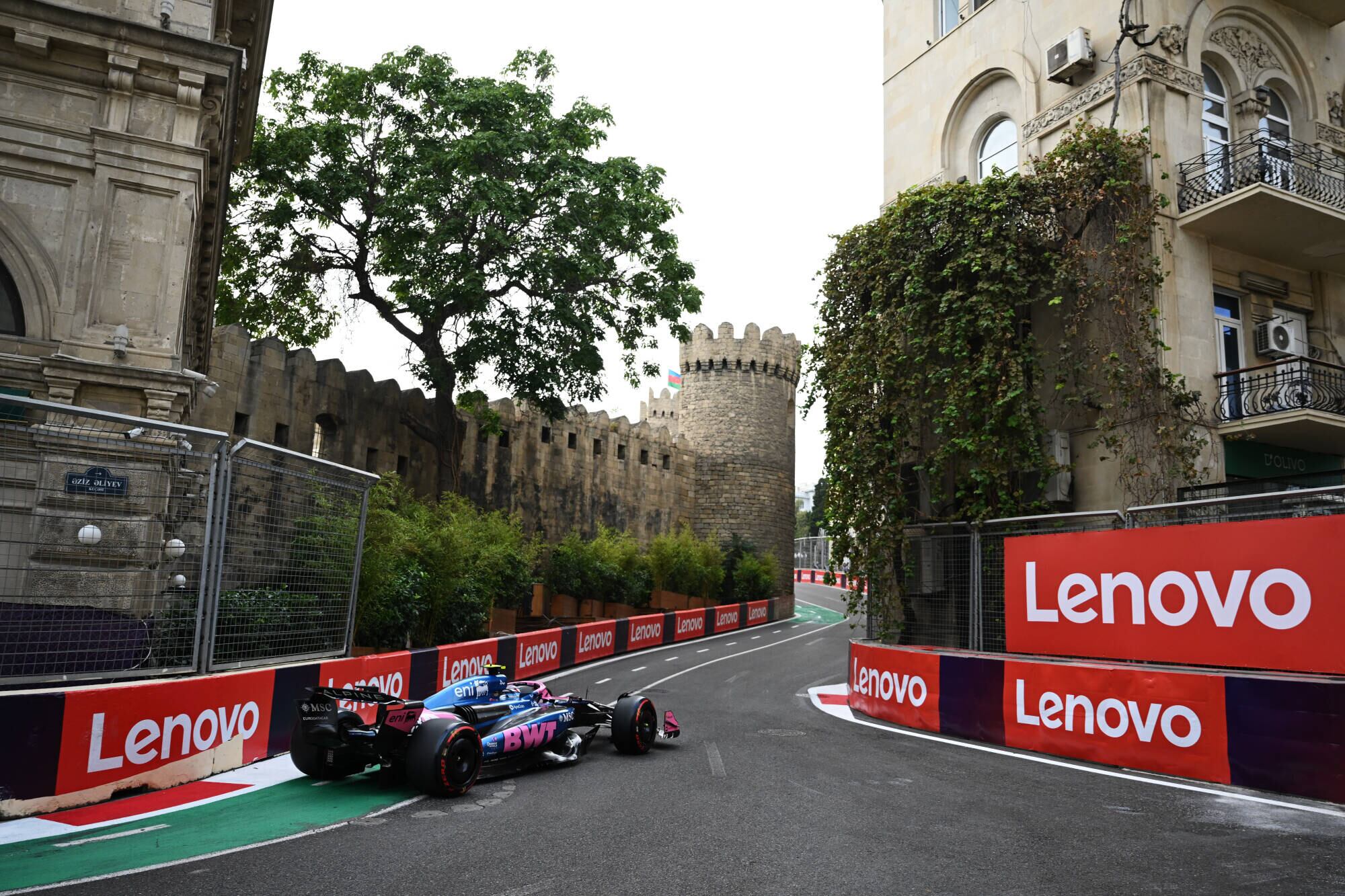 Franco Colapinto viene en ascenso en las últimas carreras y merece seguir siendo titular en 2026 (Photo by Sam Bagnall/Sutton Images)