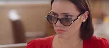 Minnie West en su personaje