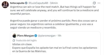 El ministro de Economía, Luis Caputo, cargó contra el periodista inglés Piers Morgan