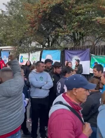 Los manifestantes se encuentran próximos
