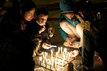 Las familias se congregan alrededor