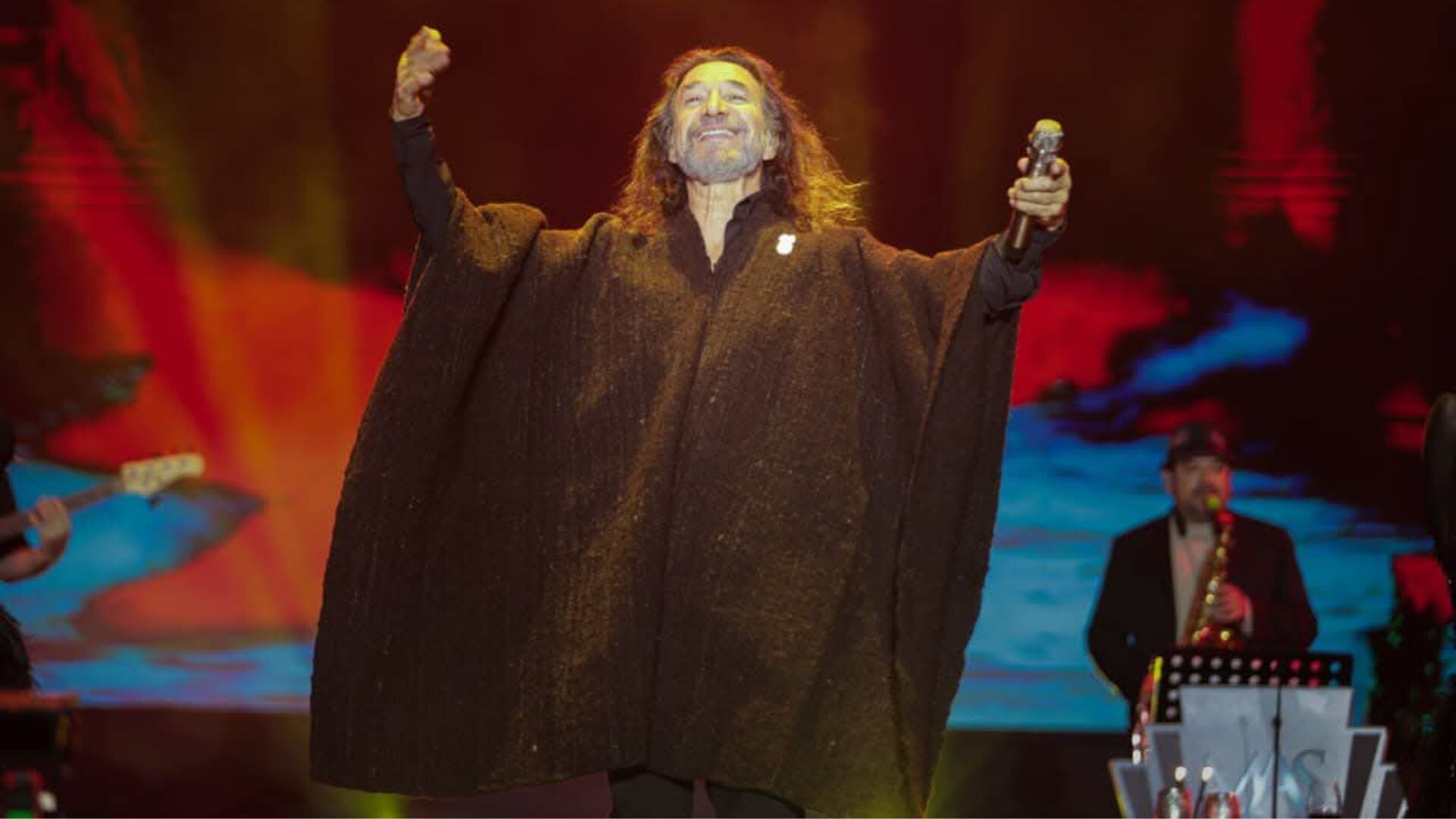 Marco Antonio Solís se puso una ruana en su paso por Boyacá e hizo llorar a más de uno