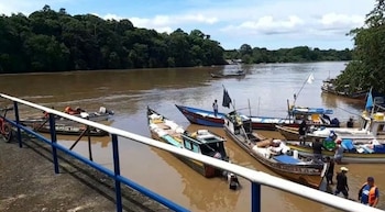 El puerto de Coquira, en el distrito de Chepo, es utilizado diariamente por una gran cantidad de usuarios que se movilizan hacia distintas comunidades e islas del Pacífico panameño. (Internet)