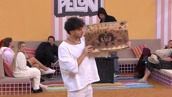 Habitantes de LCDLF jugaron a la ouija a las tres de la mañana: se les fue la luz y escucharon gritos