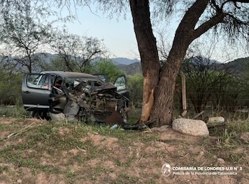 Así quedó la camioneta en