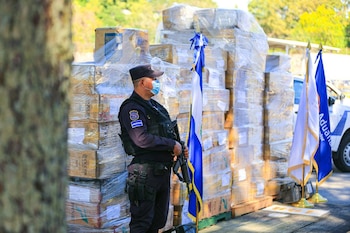 El Plan Anticontrabando redujo la proporción de cigarrillos de contrabando del 43 por ciento en 2018 al 24 por ciento en 2025. (Foto: Ministerio de Hacienda)