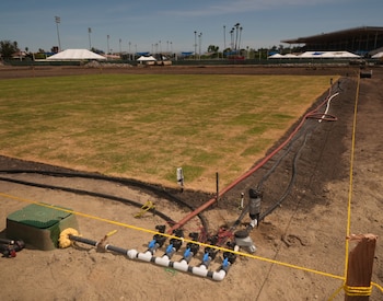 Un nuevo estadio de críquet con capacidad para 10 mil asientos comenzó a construirse en Pomona (California), proyectado como sede central para que el críquet regrese a los Juegos Olímpicos de Los Ángeles 2028 tras 128 años de ausencia olímpica. Foto: AP
