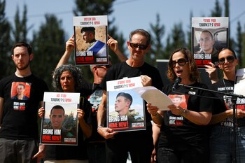 Orna Neutra, madre del soldado