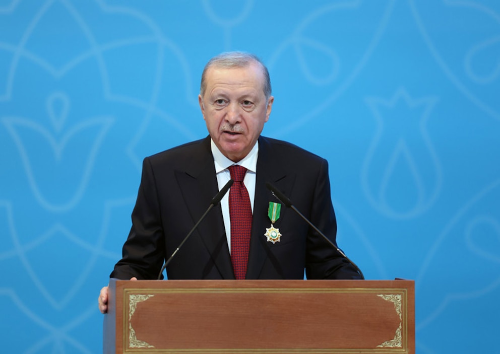 La Unión Europea y Turquía refuerzan coordinación para mantener rutas comerciales abiertas en medio de la guerra con Irán