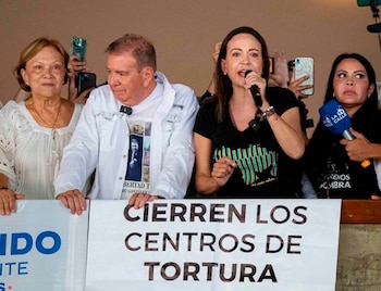 Edmundo González Urrutia y María