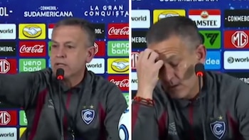 DT de Cienciano explotó contra periodistas tras triunfo con Atlético Mineiro por Copa Sudamericana 2026: “¡Qué malos son haciendo preguntas!"