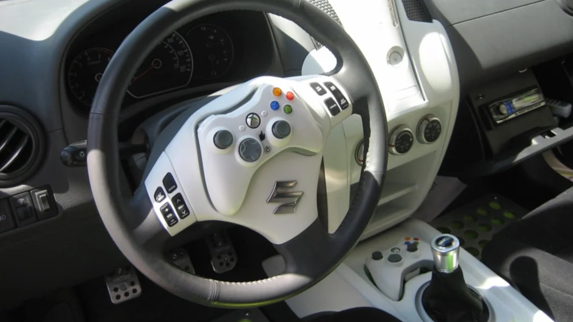 Antes de los autos inteligentes, ya existía un coche con dos Xbox 360 integradas