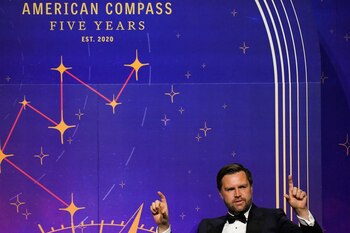 El vicepresidente arremetió contra la