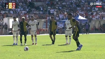 Jefferson Collazos falló increíble penal tras mano de Matías Di Benedetto en Universitario vs CD Moquegua por el Torneo Apertura 2026