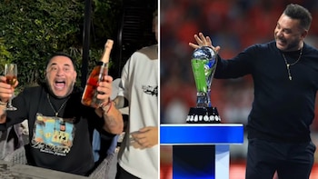 Turco Mohamed celebra Navidad lanzando