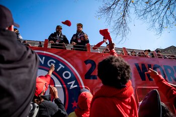 La novena de Washington dijo