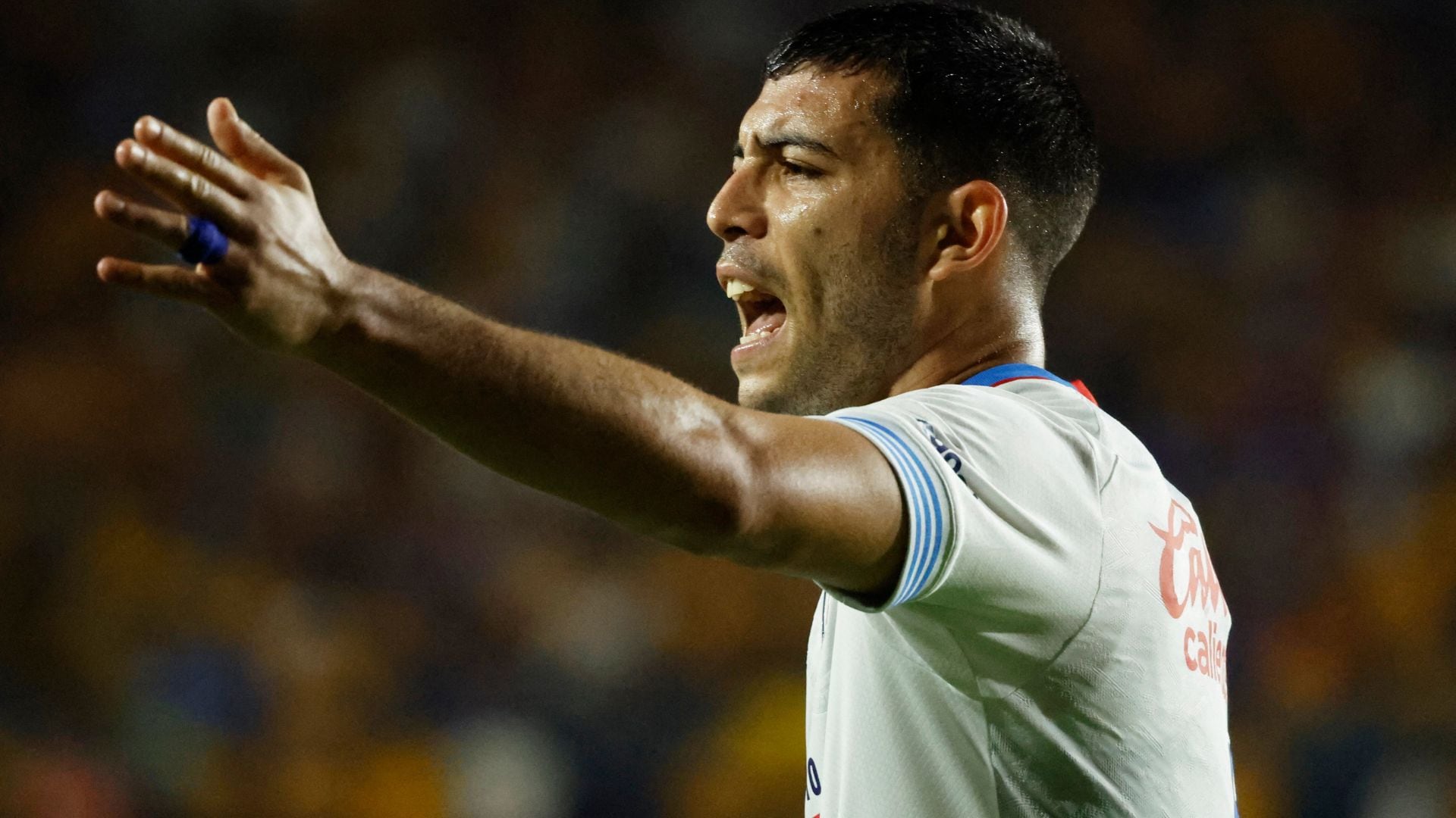 Cruz Azul espera ofertas por Erik Lira. (Crédito - REUTERS)