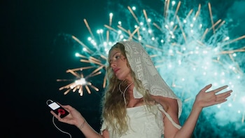 Definido como su álbum "más auténtico", Salyyyter asegura haberse inspirado en la música que escuchaba de joven a través de su iPod