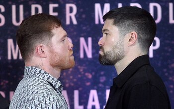 Boxing - 'Canelo' Alvarez holds