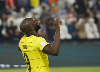 Soccer Football - Club World