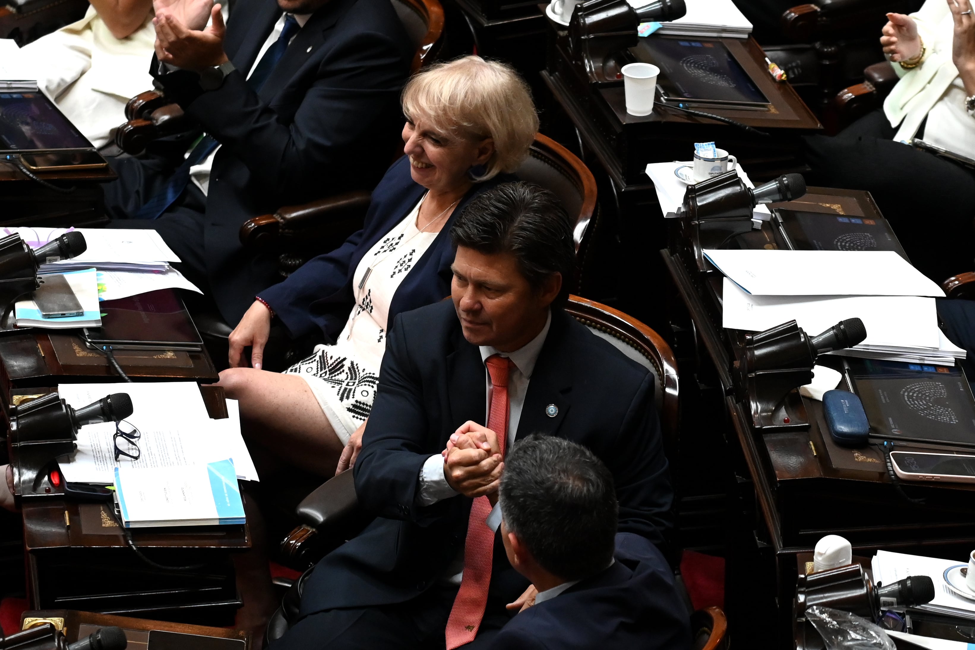 Silvana Giudici y Lisandro Almirón