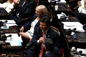 Silvana Giudici y Lisandro Almirón