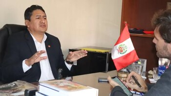 Vladimir Cerrón fue entrevistado por