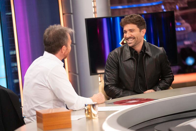 El homenaje de Pablo Alborán a su hermano más desconocido, Salvador, en ‘El Hormiguero’: “Es el mejor ser humano sobre la tierra”