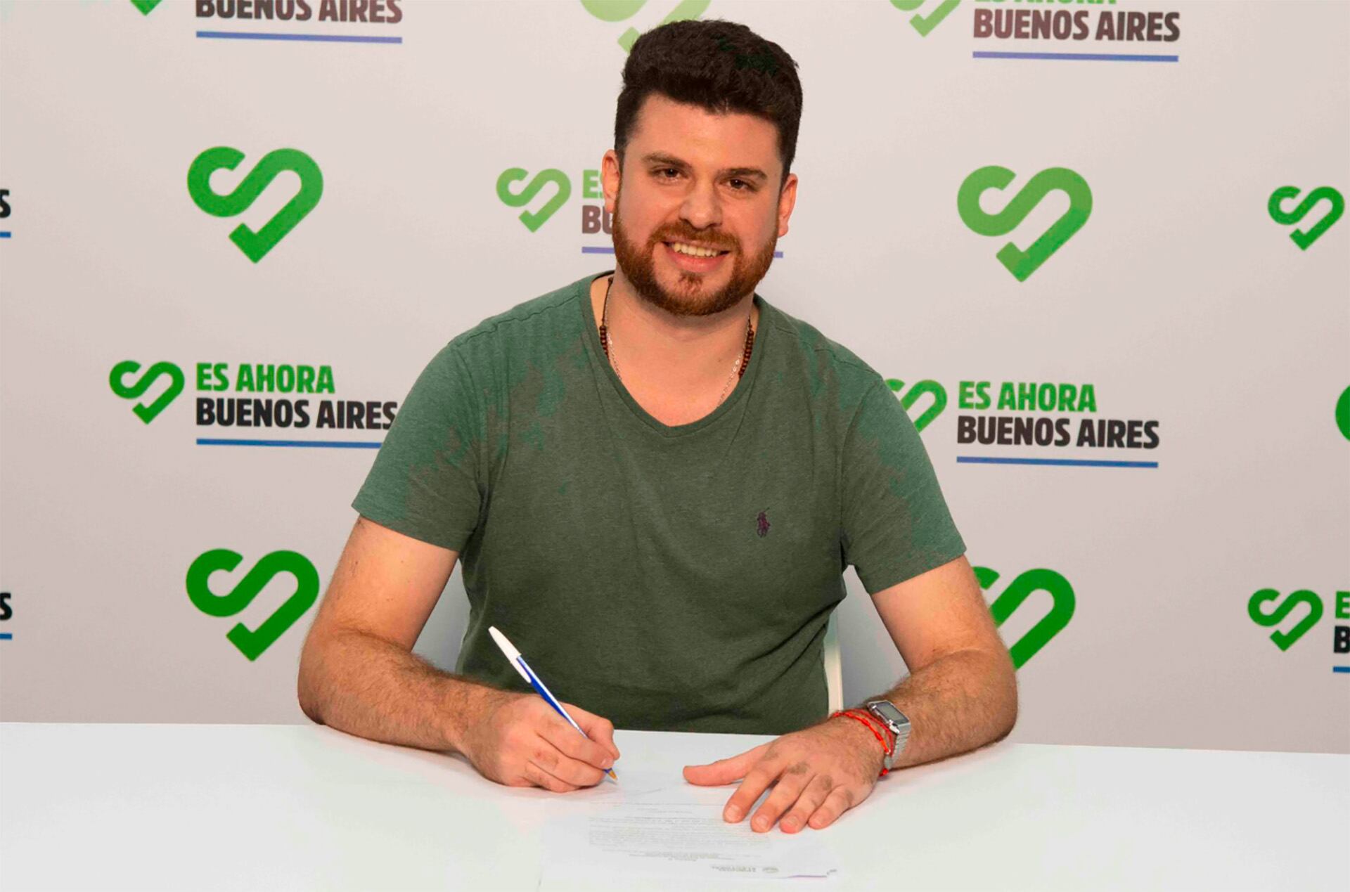 Francisco Caporiccio tiene 29 años y es hincha del Club Atlético Independiente