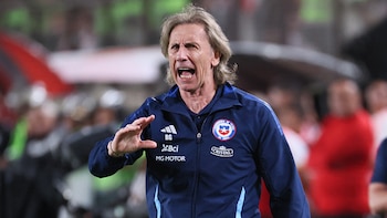 Se reveló el millonario monto que Ricardo Gareca le exigió a la Federación de Chile para dejar su cargo tras último lugar en Eliminatorias 2026. - créditos: EFE