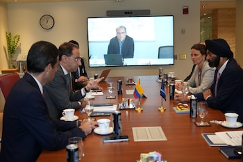Según el vicepresidente electo, José Manuel Restreo, en la visita al Banco Mundial, su presidente, Ajay Banga, nos expresó su decidido respaldo a Colombia en esta nueva etapa - crédito @jrestrp/X