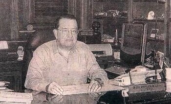 El notario José Cabrera Román tenía un sistema de captación ilegal de dinero que manejaba cifras millonarias incluso superando las reservas de algunos bancos del Ecuador.