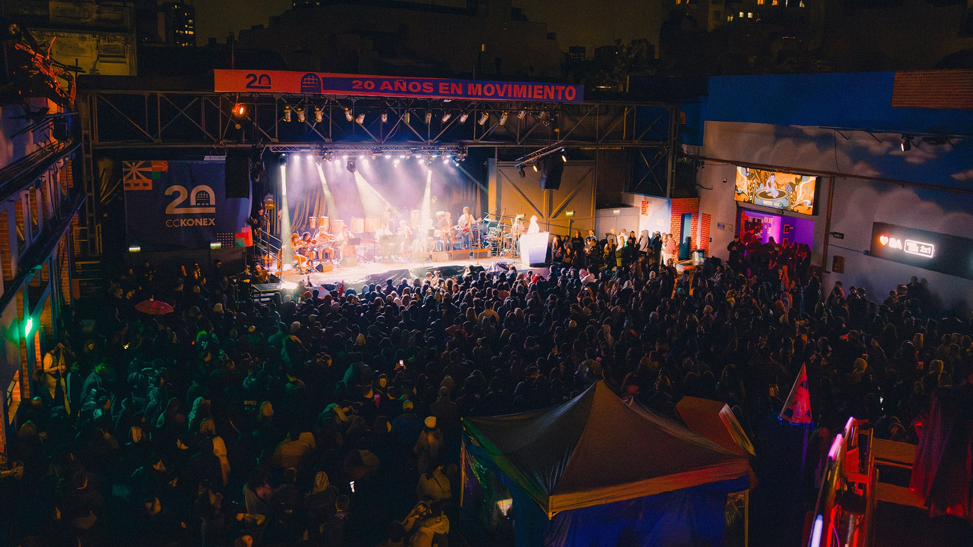 Kevin Johansen, Dancing Mood, Los Auténticos Decadentes, Massacre, Catupecu Machu, La bomba de Tiempo y El mató a un Policía Motorizado son solo algunas de las bandas que pasaron por sus escenarios