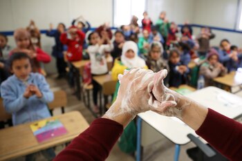 UNICEF educa a refugiados sirios